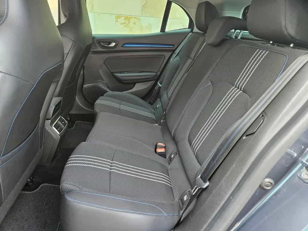 Renault Megane GT-Line *NAVI*KAMERA*SHZ*1.HAND* 08/2018-photo-13