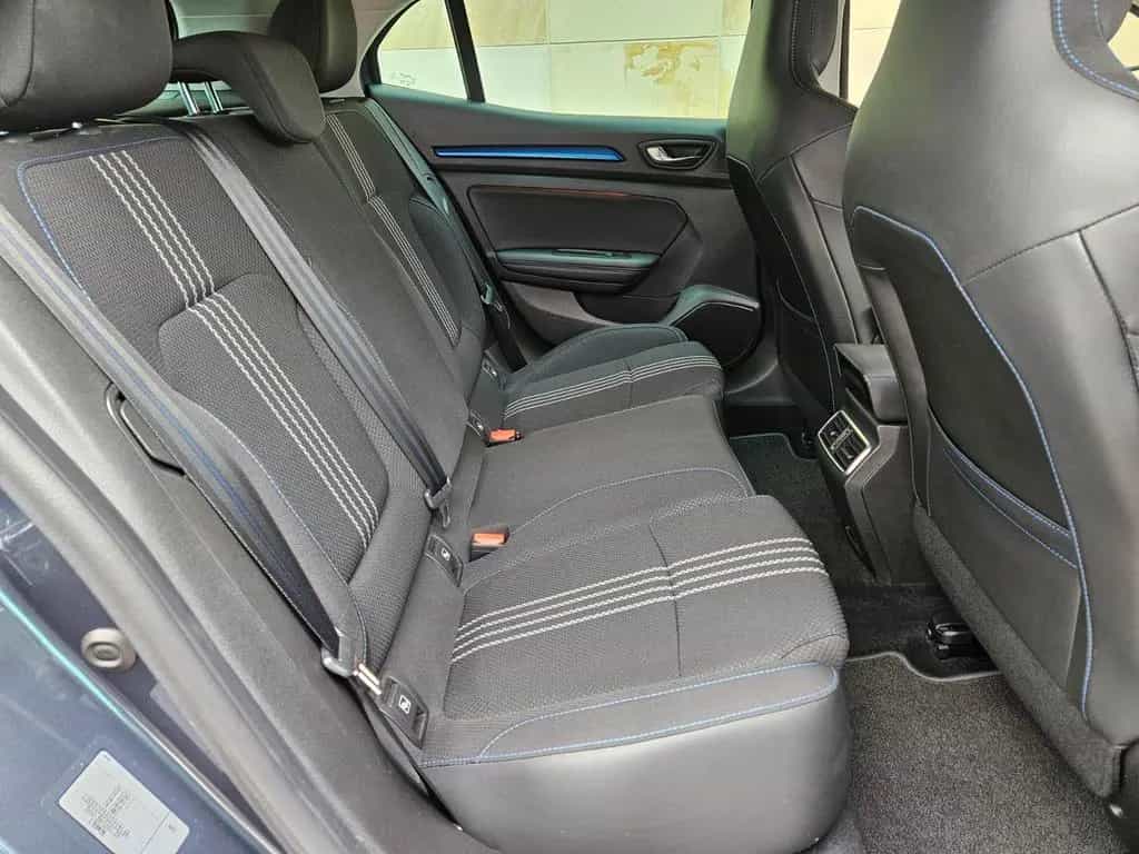 Renault Megane GT-Line *NAVI*KAMERA*SHZ*1.HAND* 08/2018-photo-16
