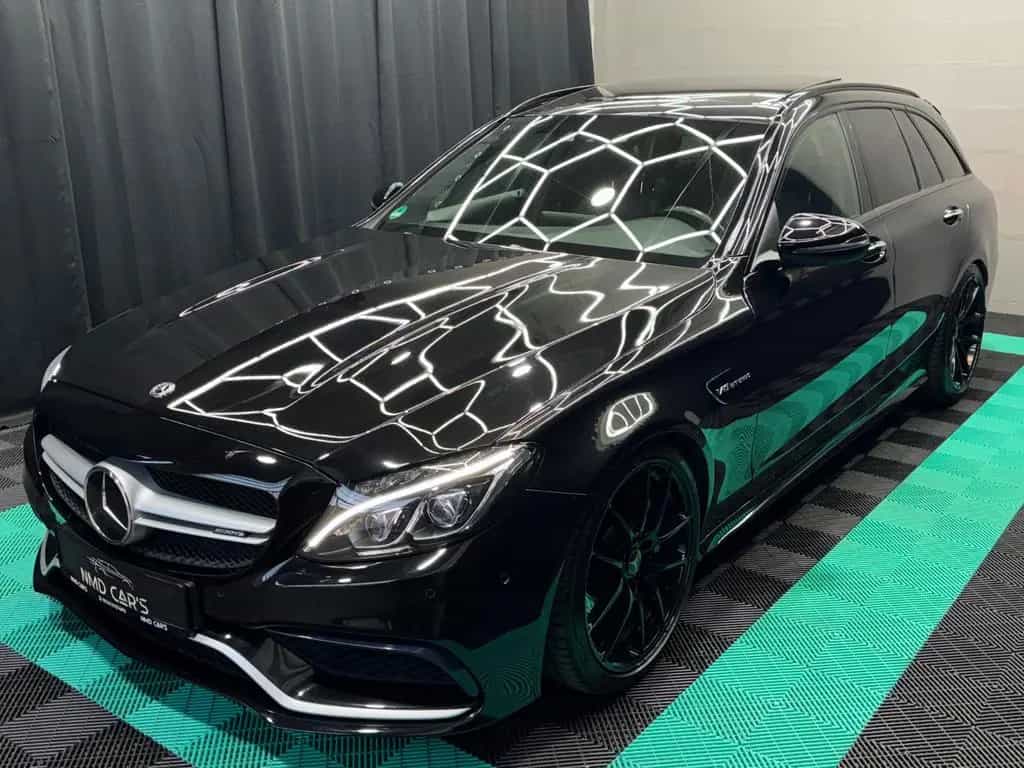Mercedes-Benz C-Class 63 AMG PANO/AHK/KEYLESSGO/SPURH/TOTW/GEPFLEGT 05/2017-photo-1