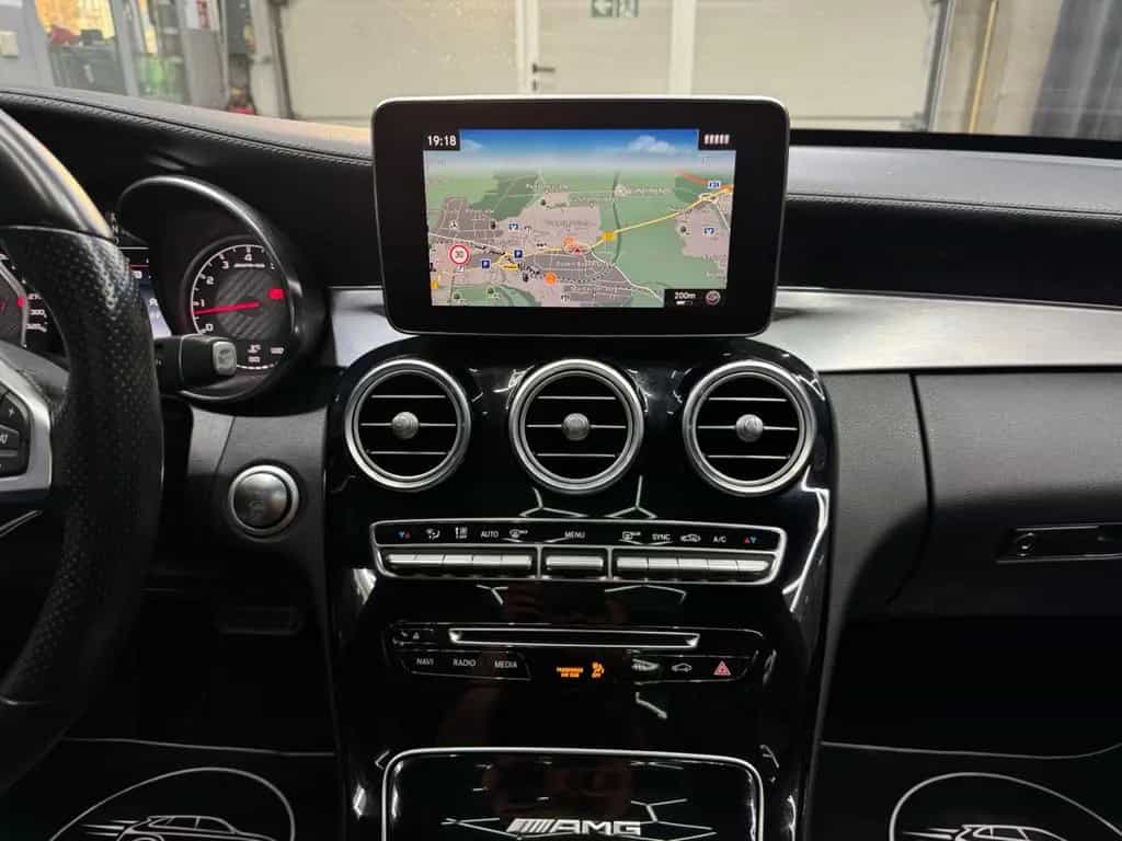 Mercedes-Benz C-Class 63 AMG PANO/AHK/KEYLESSGO/SPURH/TOTW/GEPFLEGT 05/2017-photo-21