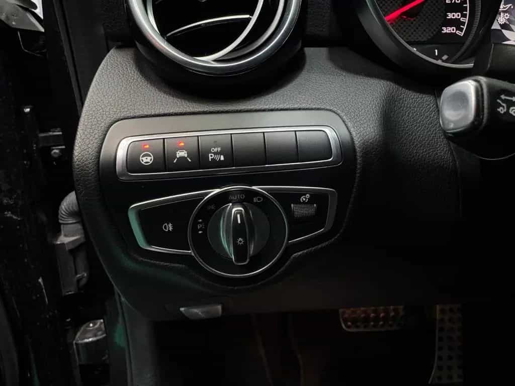 Mercedes-Benz C-Class 63 AMG PANO/AHK/KEYLESSGO/SPURH/TOTW/GEPFLEGT 05/2017-photo-26
