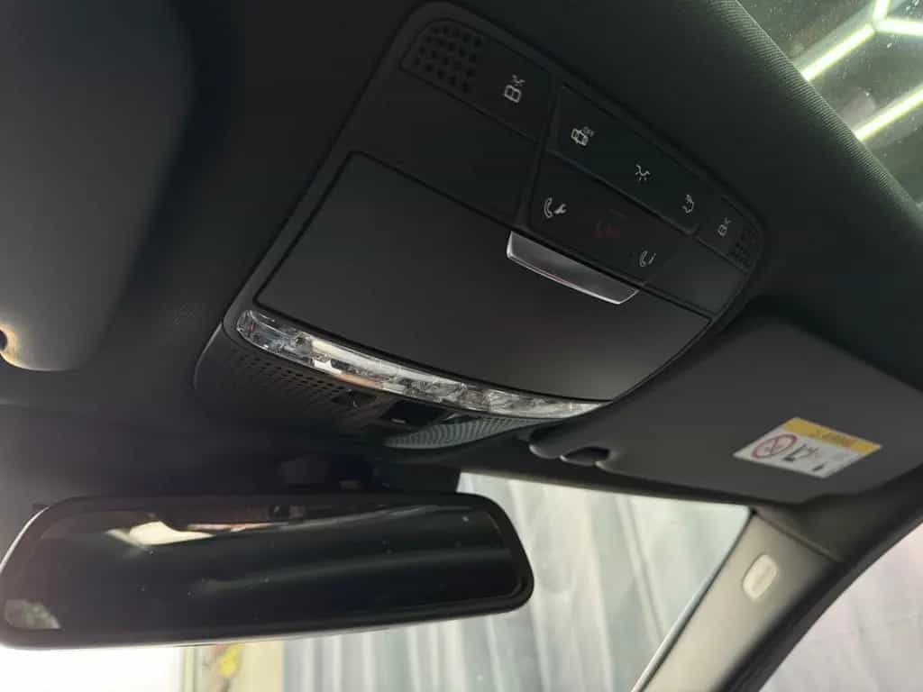 Mercedes-Benz C-Class 63 AMG PANO/AHK/KEYLESSGO/SPURH/TOTW/GEPFLEGT 05/2017-photo-27