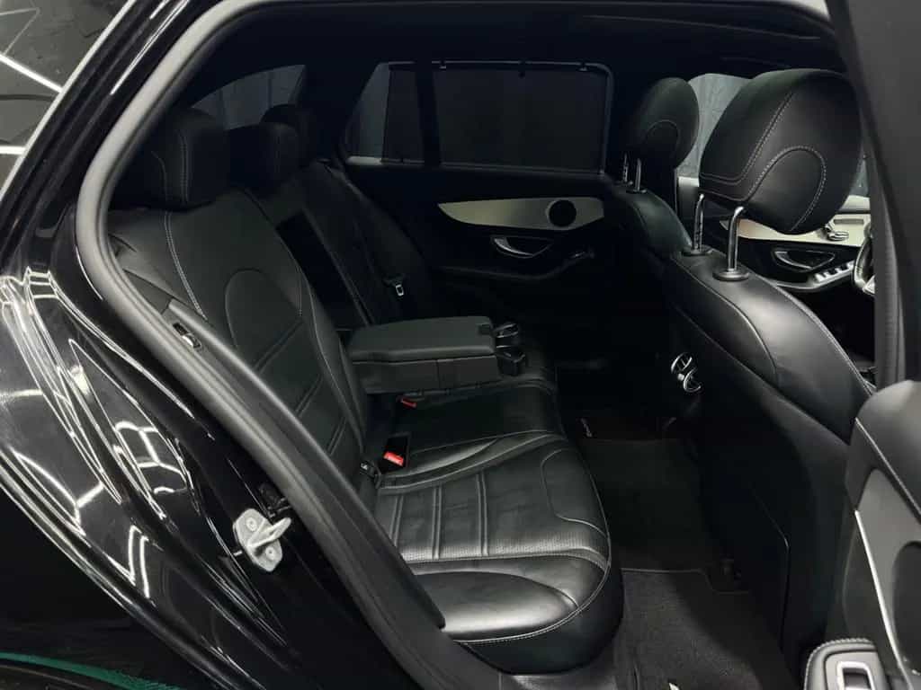 Mercedes-Benz C-Class 63 AMG PANO/AHK/KEYLESSGO/SPURH/TOTW/GEPFLEGT 05/2017-photo-32