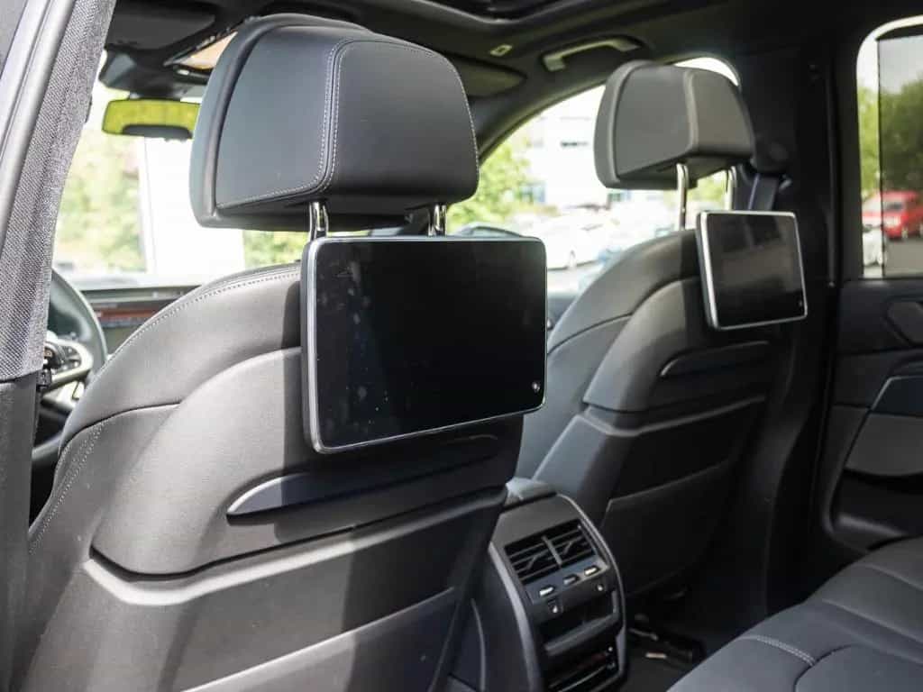 BMW X5 M50 i+Panorama+AHK+Navi+HUD+RFK+e-Sitze+Leder 10/2020-photo-12