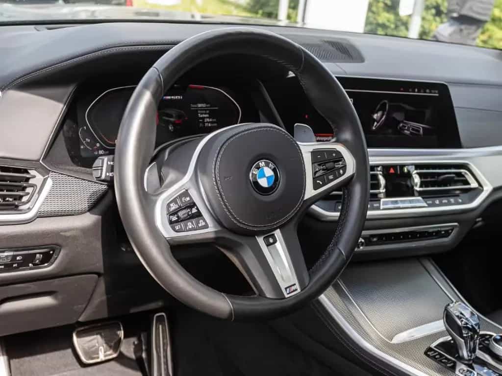 BMW X5 M50 i+Panorama+AHK+Navi+HUD+RFK+e-Sitze+Leder 10/2020-photo-6