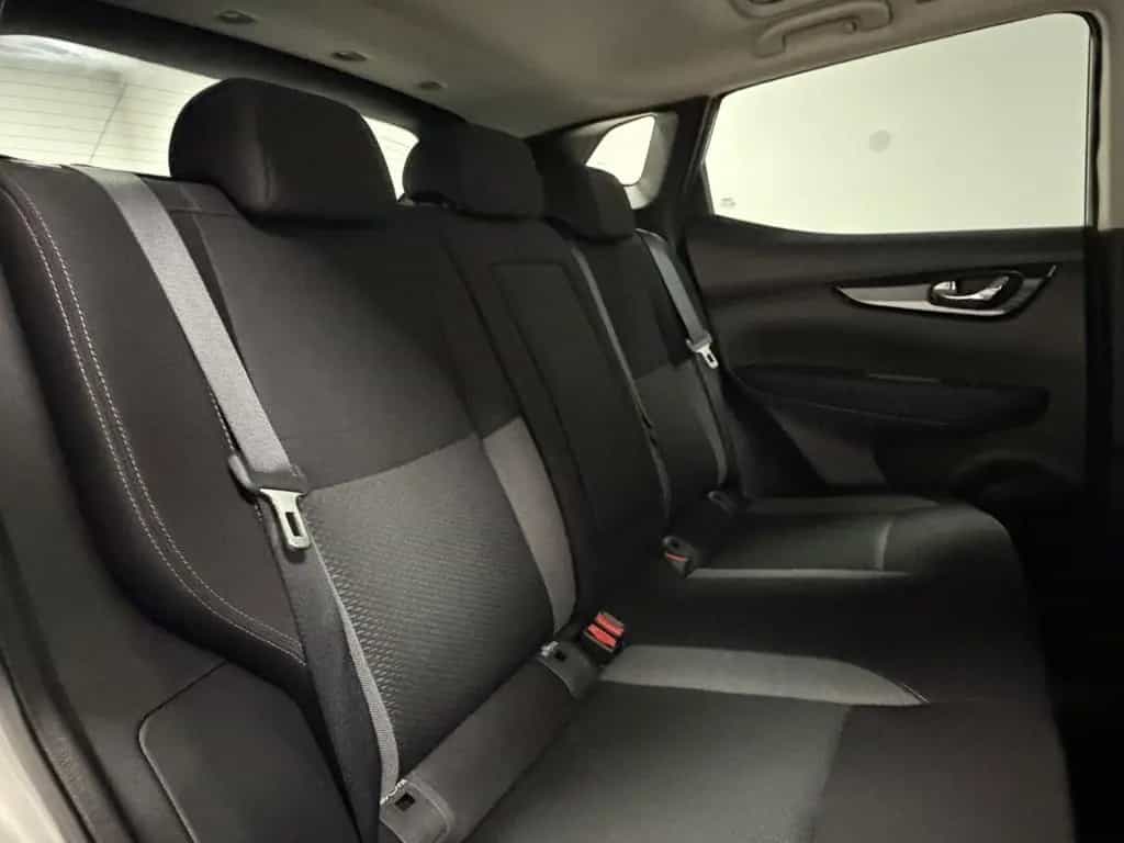 Nissan Qashqai 1.7 dCi N-Connecta 4x4 Autom. Pano 03/2020-photo-13