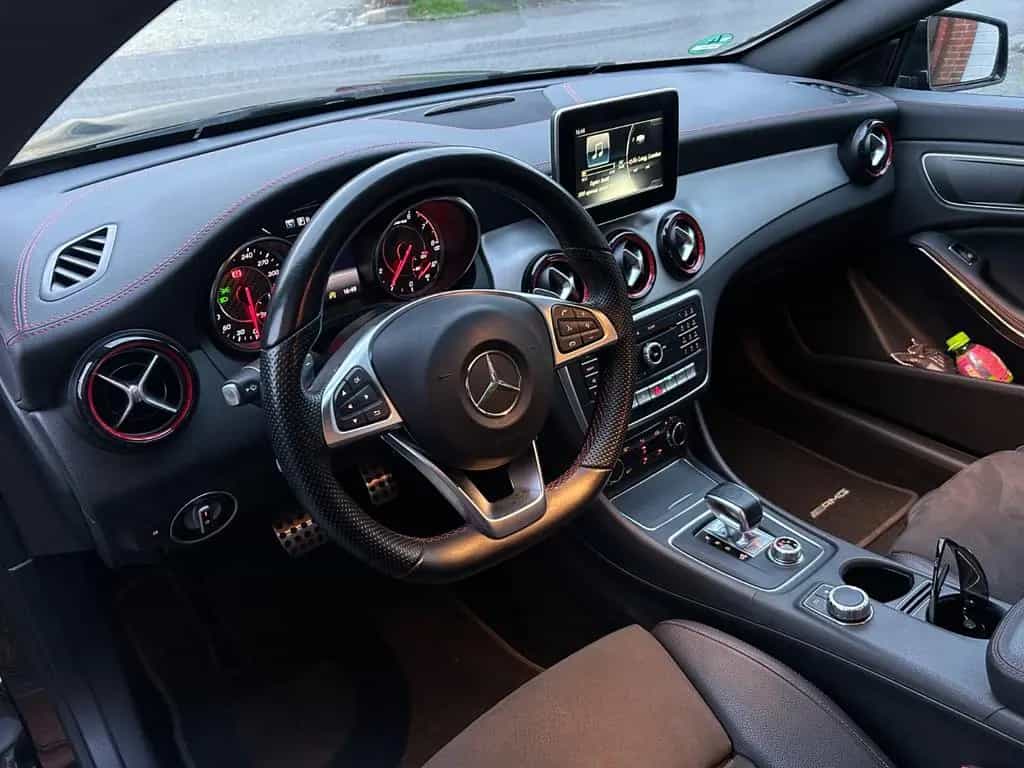 Mercedes-Benz CLA-Class 45 AMG SPEEDSHIFT DCT 4MATIC AMG 09/2016-photo-10