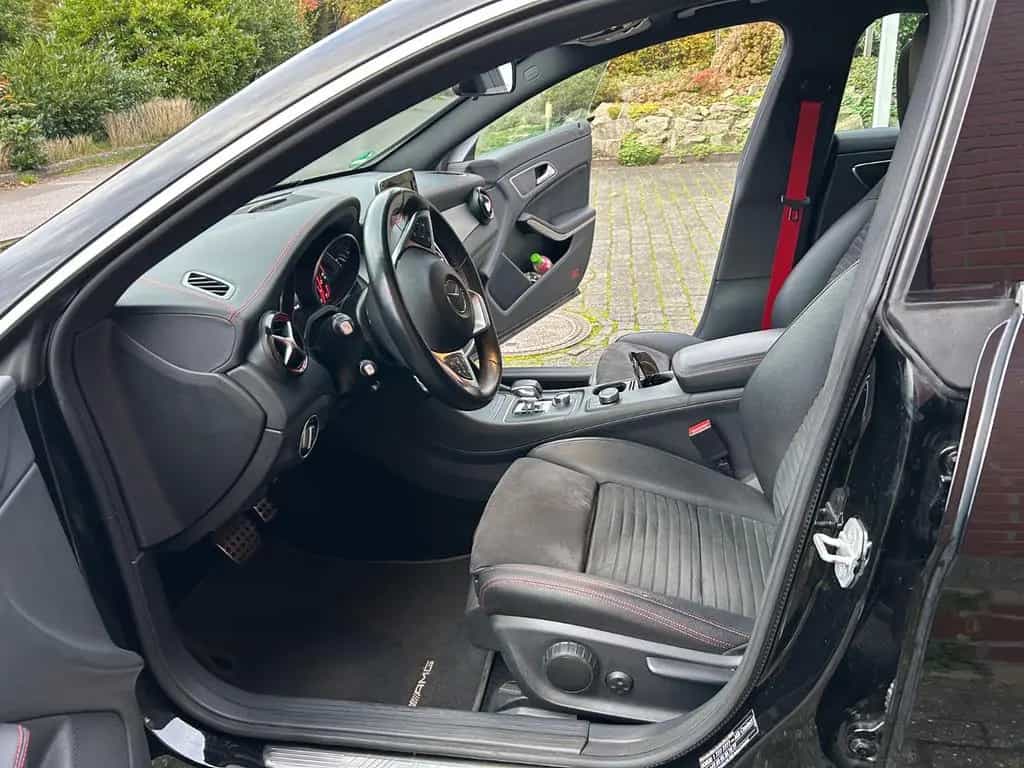 Mercedes-Benz CLA-Class 45 AMG SPEEDSHIFT DCT 4MATIC AMG 09/2016-photo-6