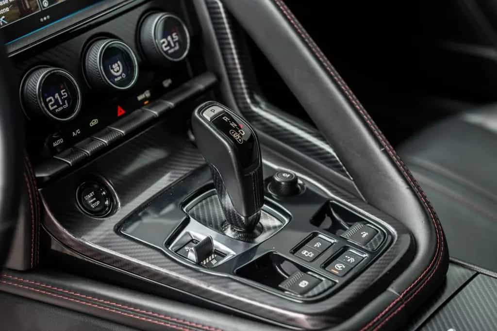 Jaguar F-Type 5.0 L V8 R 4 WD Kompressor Automatik 07/2016-photo-12