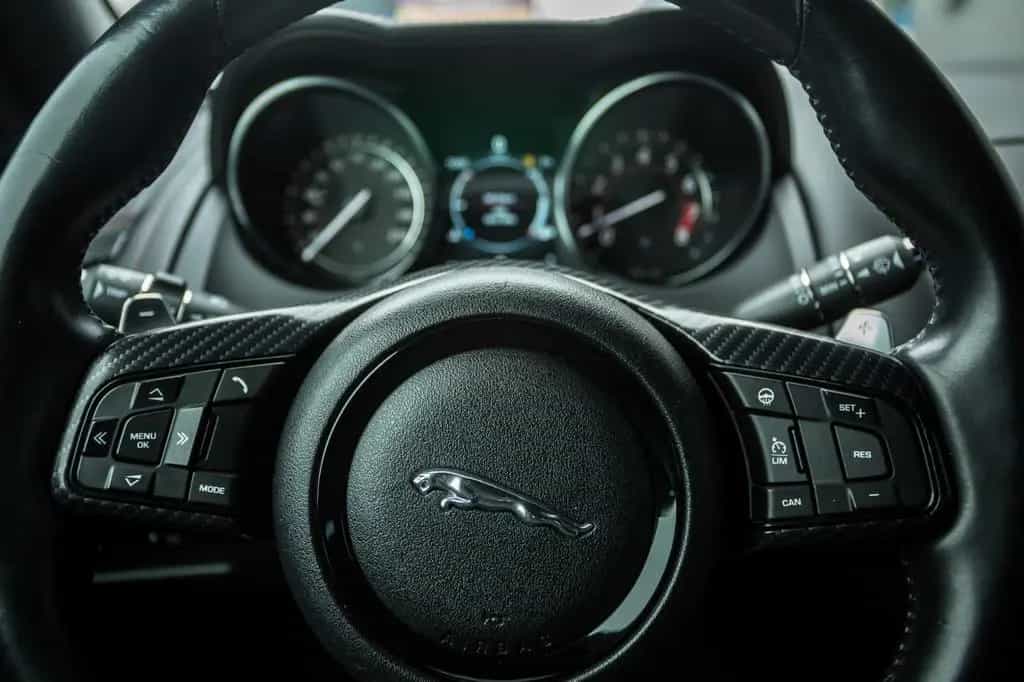 Jaguar F-Type 5.0 L V8 R 4 WD Kompressor Automatik 07/2016-photo-18