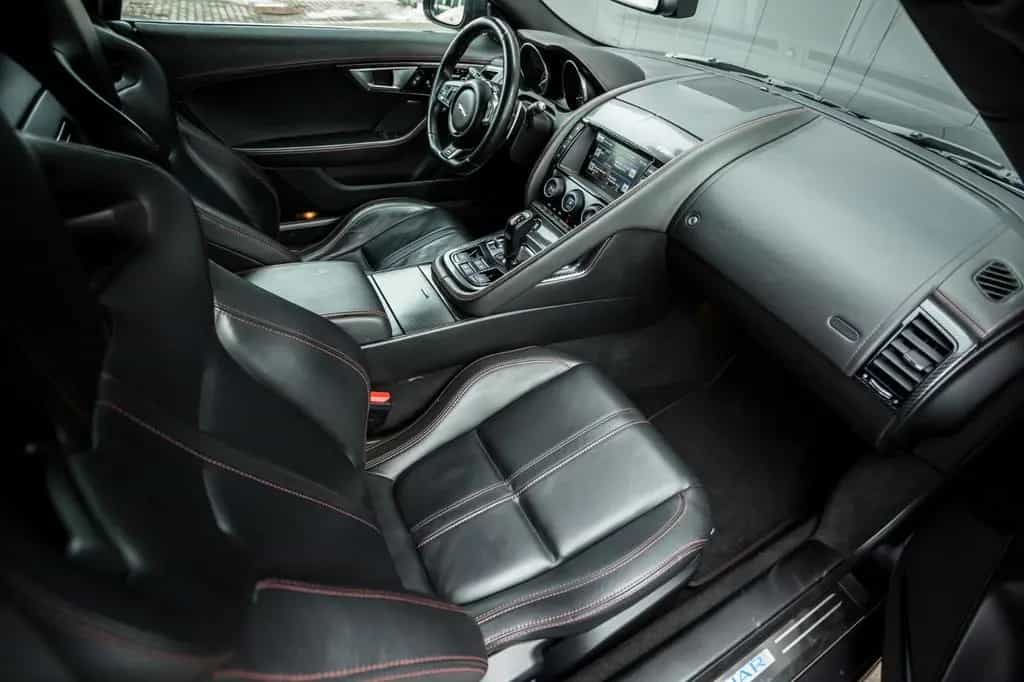 Jaguar F-Type 5.0 L V8 R 4 WD Kompressor Automatik 07/2016-photo-28