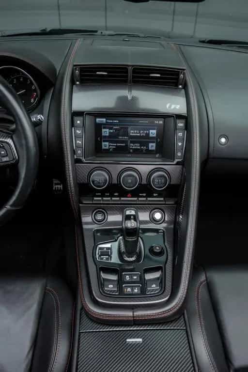 Jaguar F-Type 5.0 L V8 R 4 WD Kompressor Automatik 07/2016-photo-37