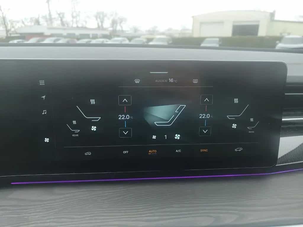 KGM Actyon Lux 1,5B 6AT 4WD 03/2025-photo-9