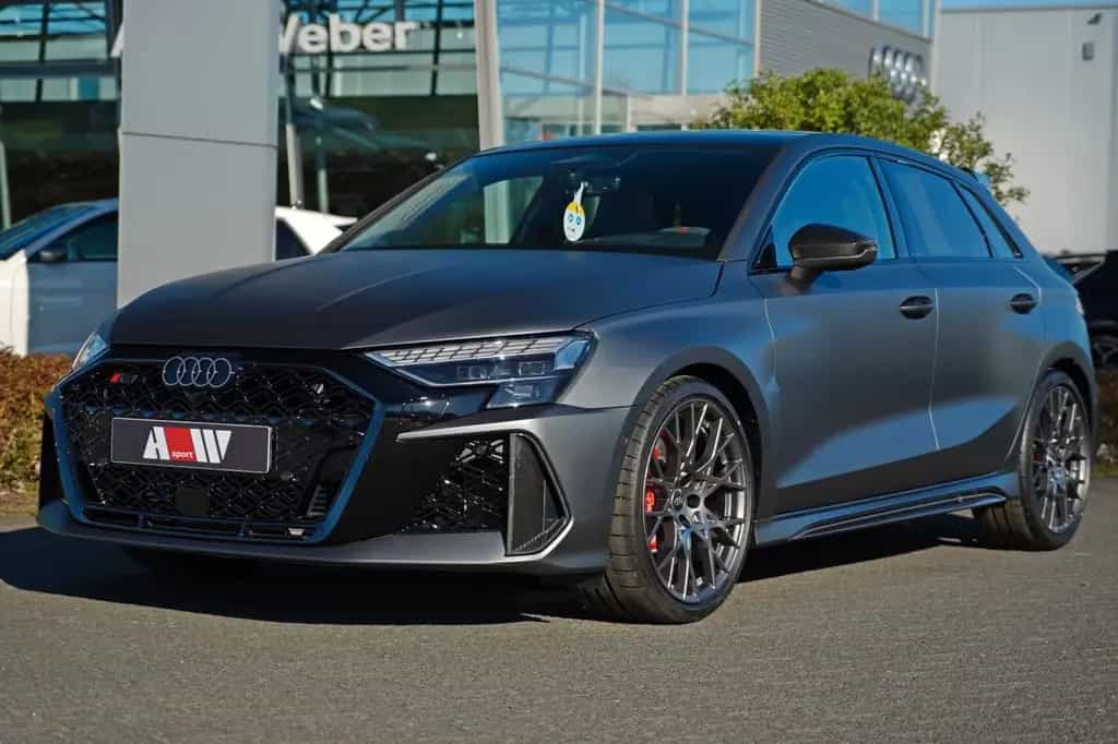 Audi RS3 SPORTBACK MATTLACK 4x CARBON KERAMIK SCHALE null-photo-1