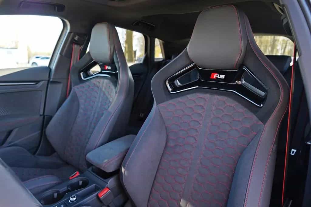 Audi RS3 SPORTBACK MATTLACK 4x CARBON KERAMIK SCHALE 04/2026-photo-15