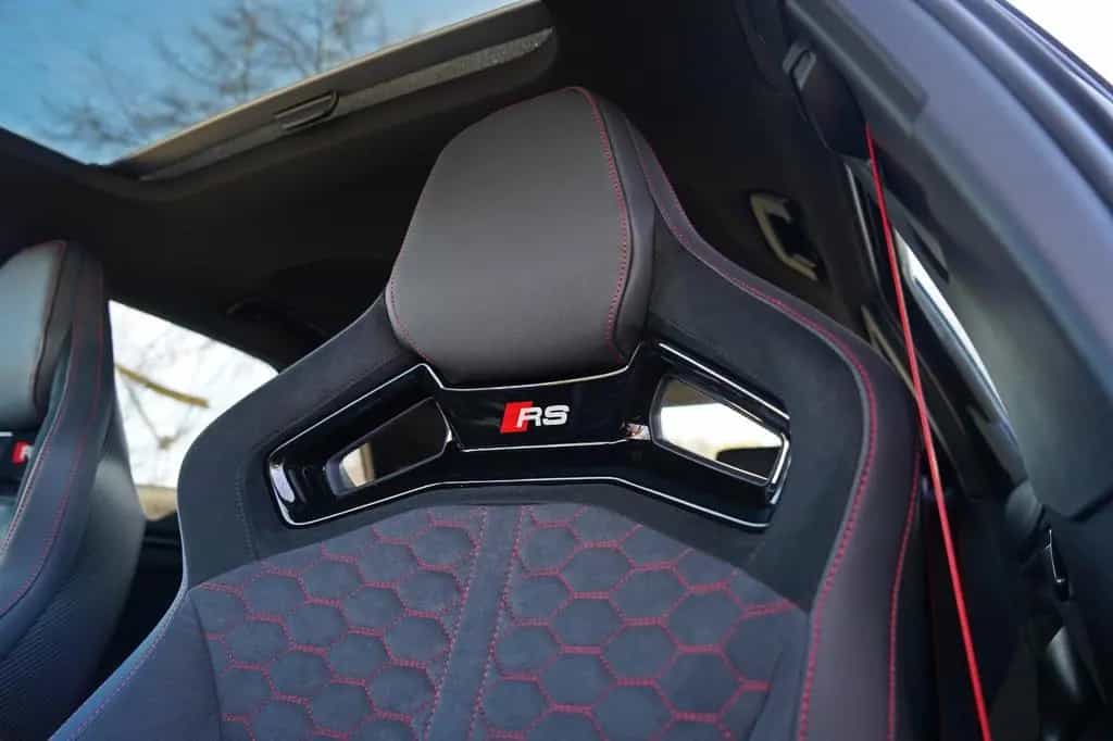 Audi RS3 SPORTBACK MATTLACK 4x CARBON KERAMIK SCHALE 04/2026-photo-16