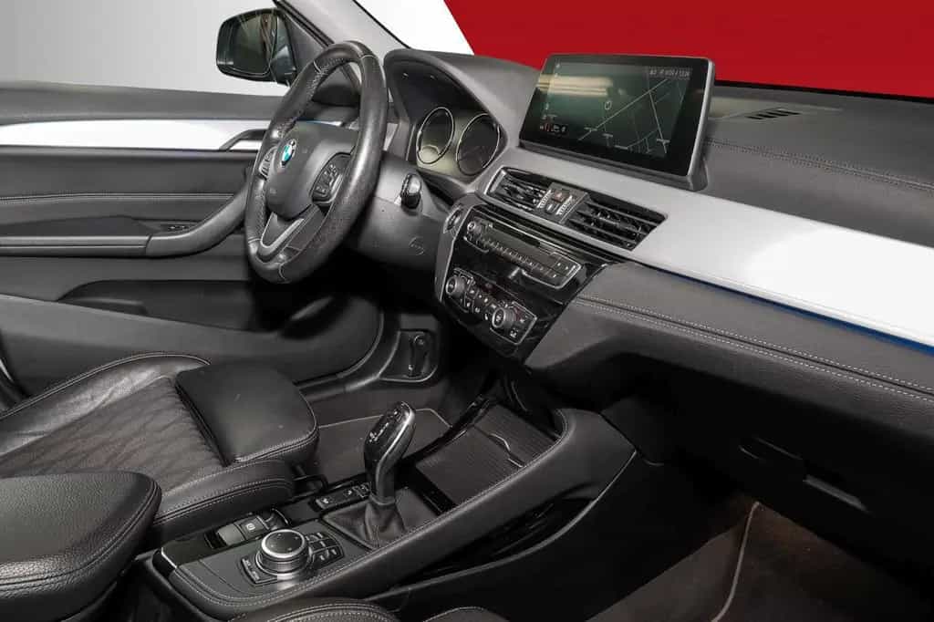 BMW X1 xDrive 20 xLine*TOP ZUSTAND*SORGLOS-PAKET*TOP 10/2019-photo-14