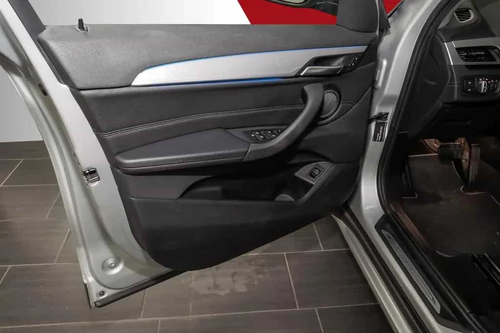 BMW X1 xDrive 20 xLine*TOP ZUSTAND*SORGLOS-PAKET*TOP 10/2019-photo-5