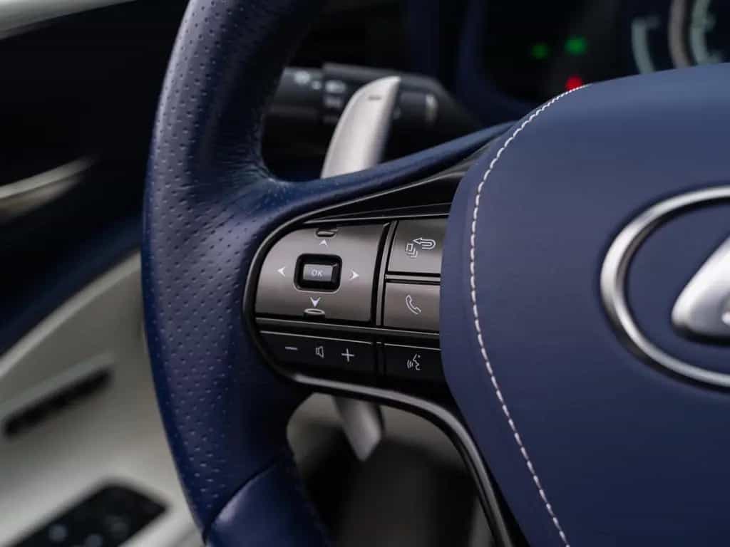 Lexus LC 500 Cabriolet*Mark Levinson, Nanoe*360° 04/2024-photo-13