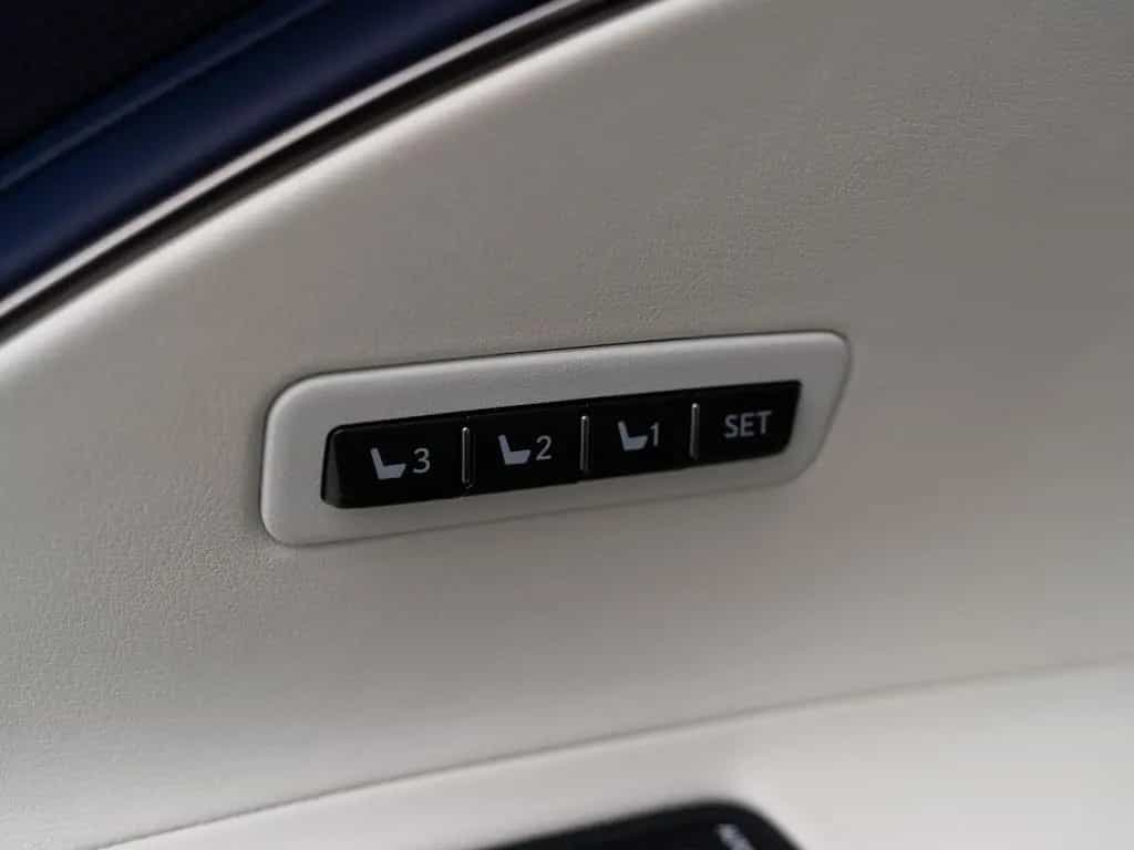 Lexus LC 500 Cabriolet*Mark Levinson, Nanoe*360° 04/2024-photo-25