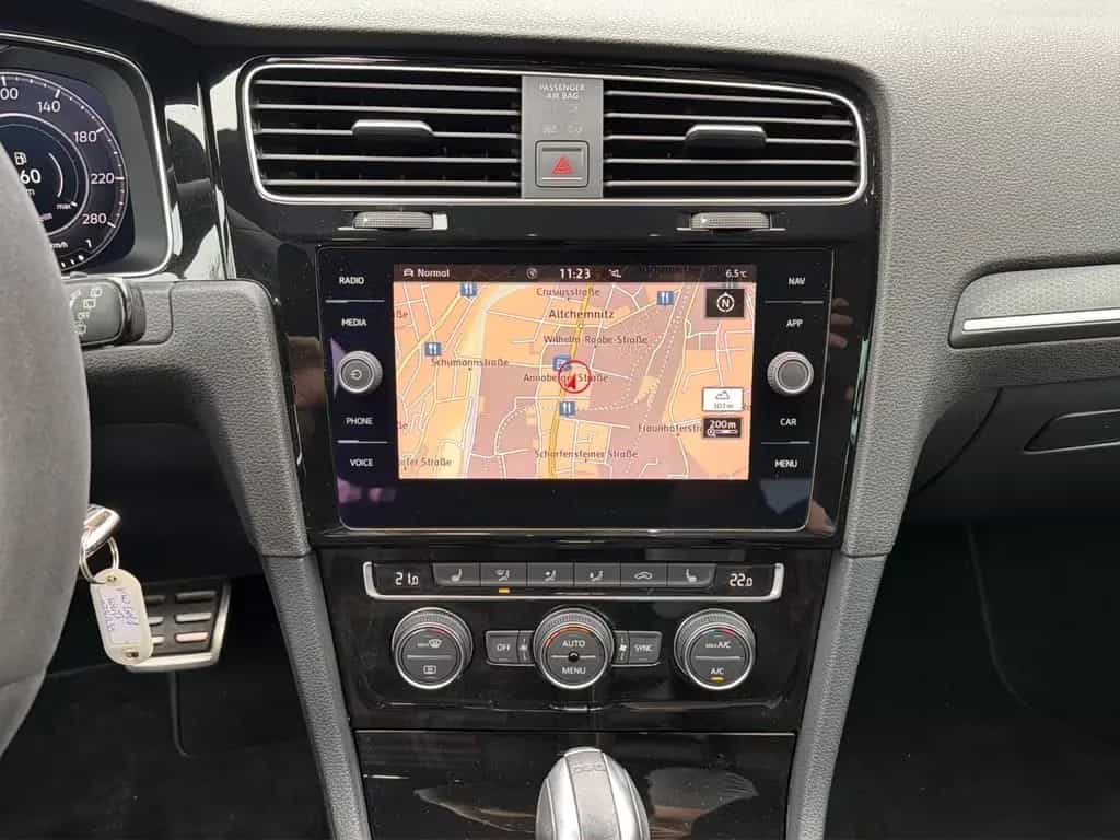 Volkswagen Golf VII GTI 2.0 TSI DSG NAVI Alcantara LED ACC 07/2017-photo-14