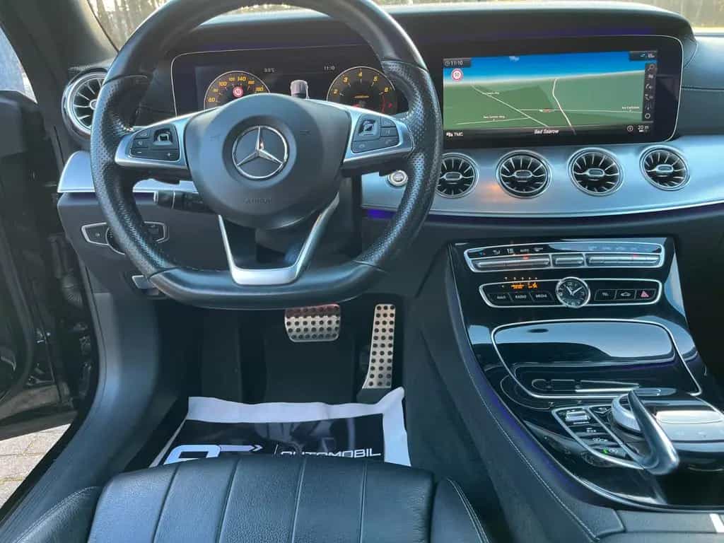 Mercedes-Benz E-Class 400 Coupe 4M AMG + Soft Close+ Widescreen+Pano 12/2017-photo-23