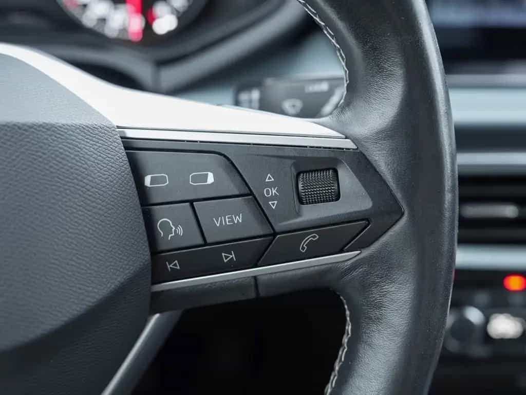Seat Arona 1.0 TSI Xperience /Navi/LED/DAB+ 06/2022-photo-16