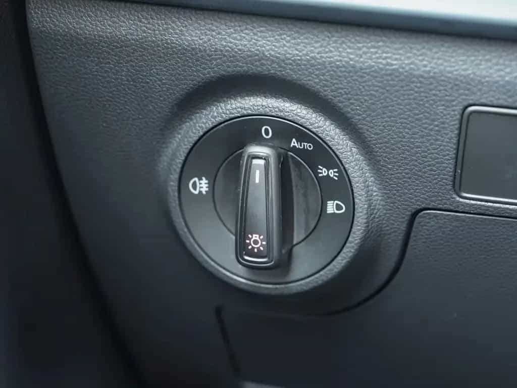 Seat Arona 1.0 TSI Xperience /Navi/LED/DAB+ 06/2022-photo-17
