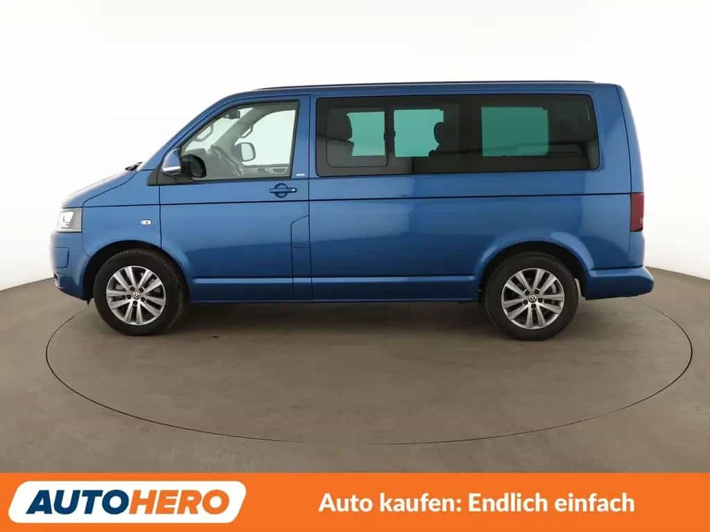 Volkswagen Transporter Multivan 2.0 TDI Cup Aut.*7-SITZER*XENON*PDC* 04/2015-photo-2