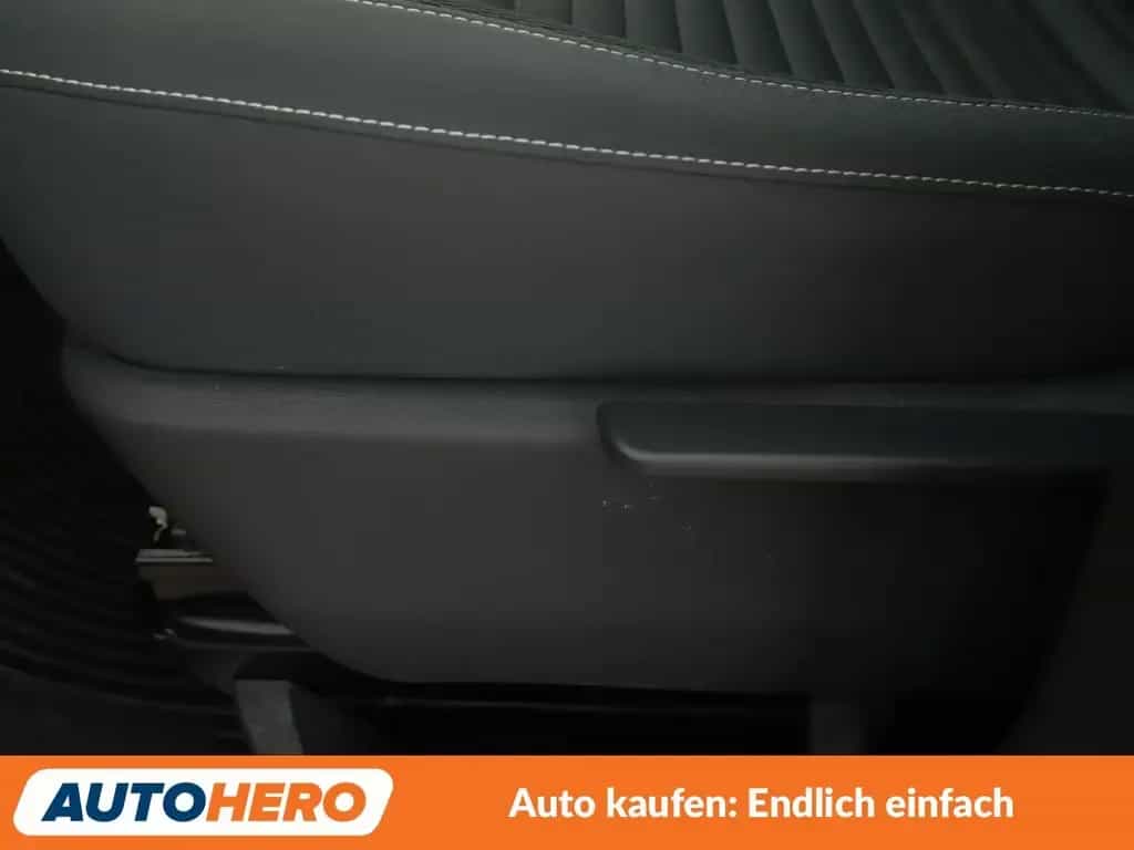 Volkswagen Transporter Multivan 2.0 TDI Cup Aut.*7-SITZER*XENON*PDC* 04/2015-photo-26
