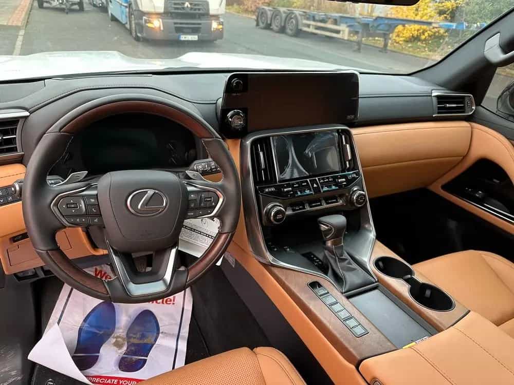 Lexus LX 600 Luxury IN STOCK BH/Full options/NO VAT! 04/2026-photo-10