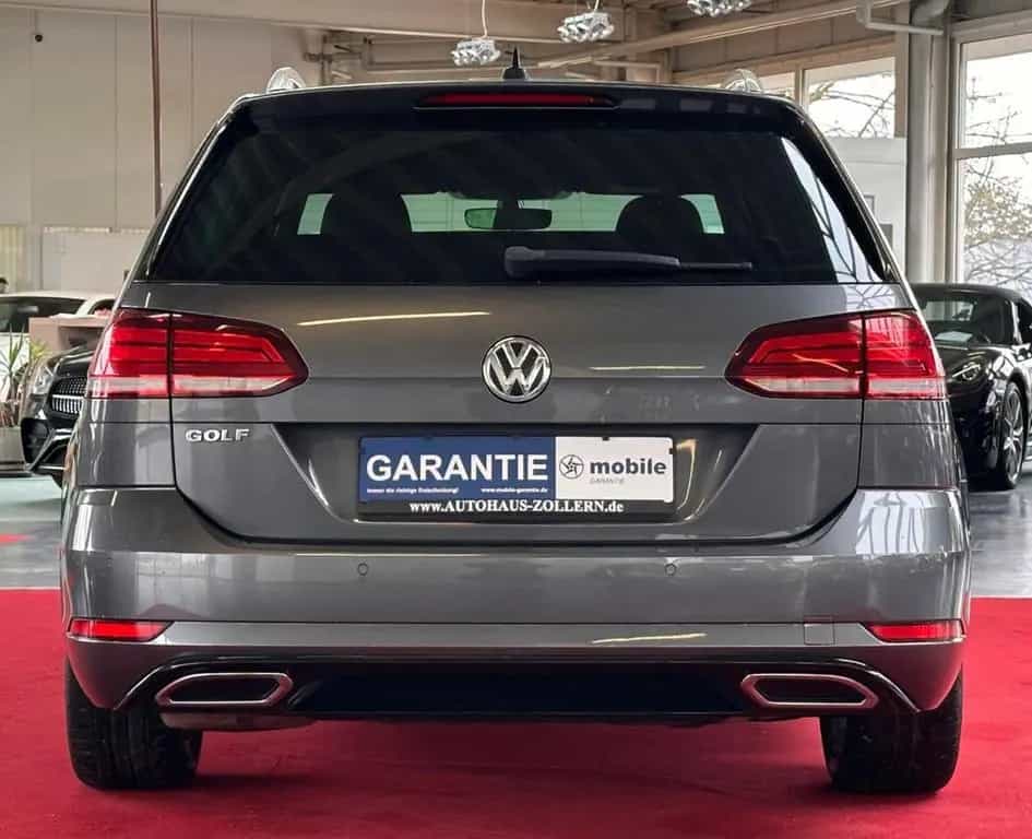 Volkswagen Golf 1,5 TSI VariantDSG / R -LINE /ACC/RFK/NAVI 02/2020-photo-5