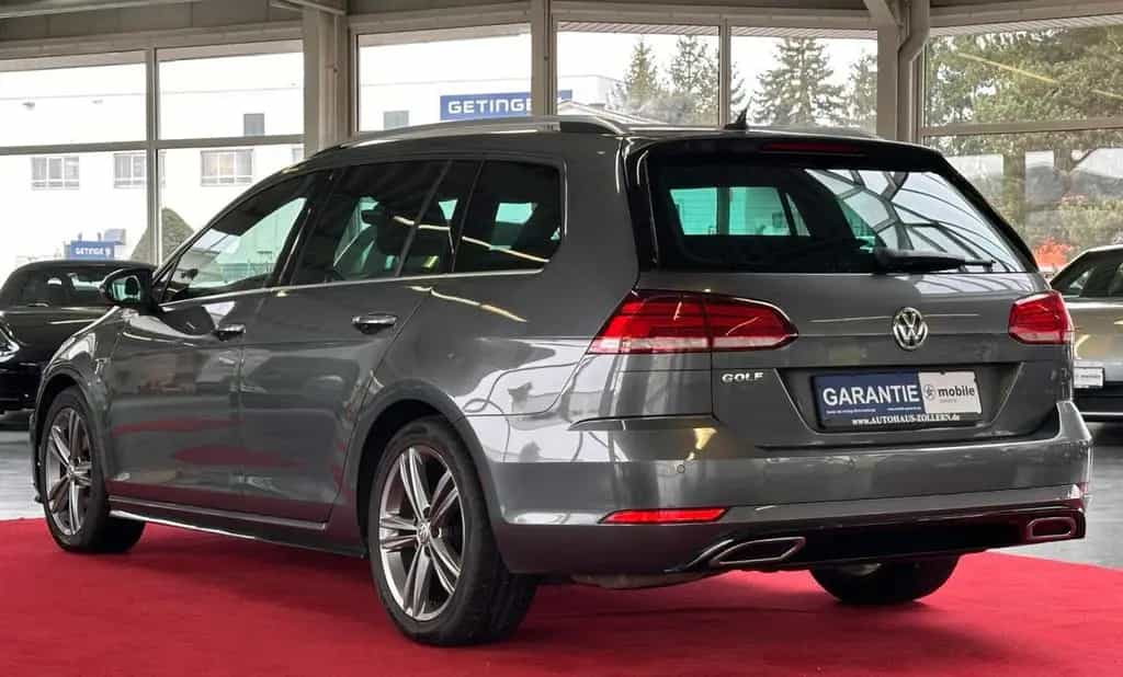 Volkswagen Golf 1,5 TSI VariantDSG / R -LINE /ACC/RFK/NAVI 02/2020-photo-6