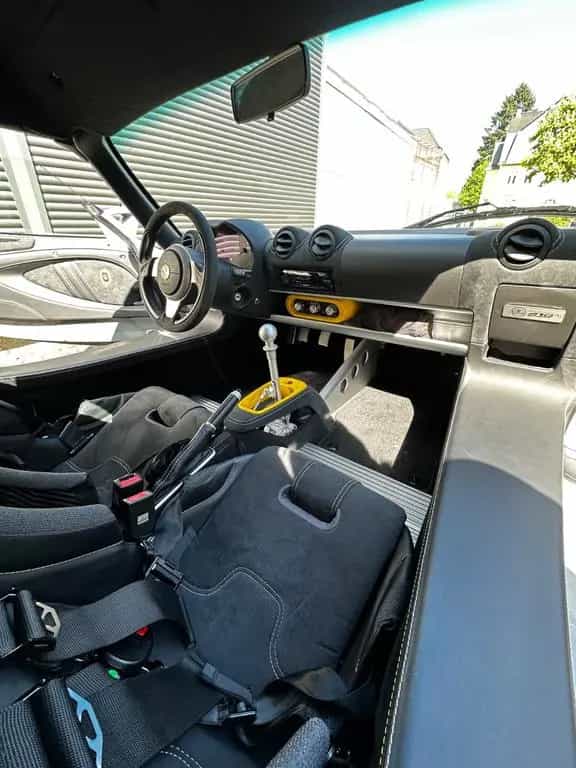 Lotus Exige Sport 410 04/2020-photo-10