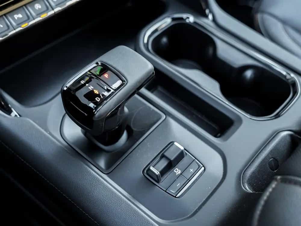 GMC 2025 AT4 € 66500 HC INTERNATIONAL null-photo-24
