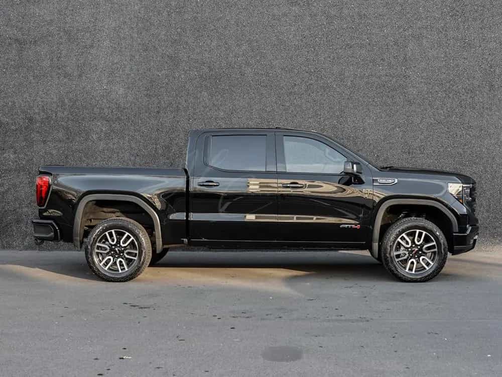 GMC 2025 AT4 € 66500 HC INTERNATIONAL null-photo-3