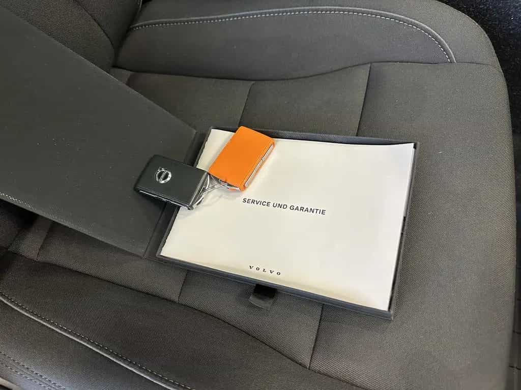 Volvo XC40 B4 Momentum Pro AWD LED Navi Kamera 03/2022-photo-18
