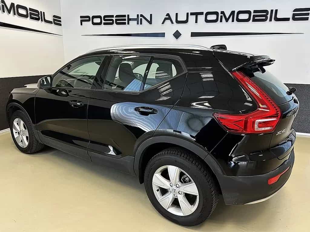 Volvo XC40 B4 Momentum Pro AWD LED Navi Kamera 03/2022-photo-5