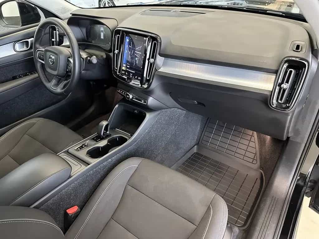 Volvo XC40 B4 Momentum Pro AWD LED Navi Kamera 03/2022-photo-7