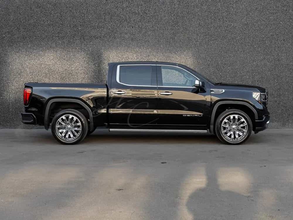 GMC 2025 Denali € 67900 HC INTERNATIONAL null-photo-3