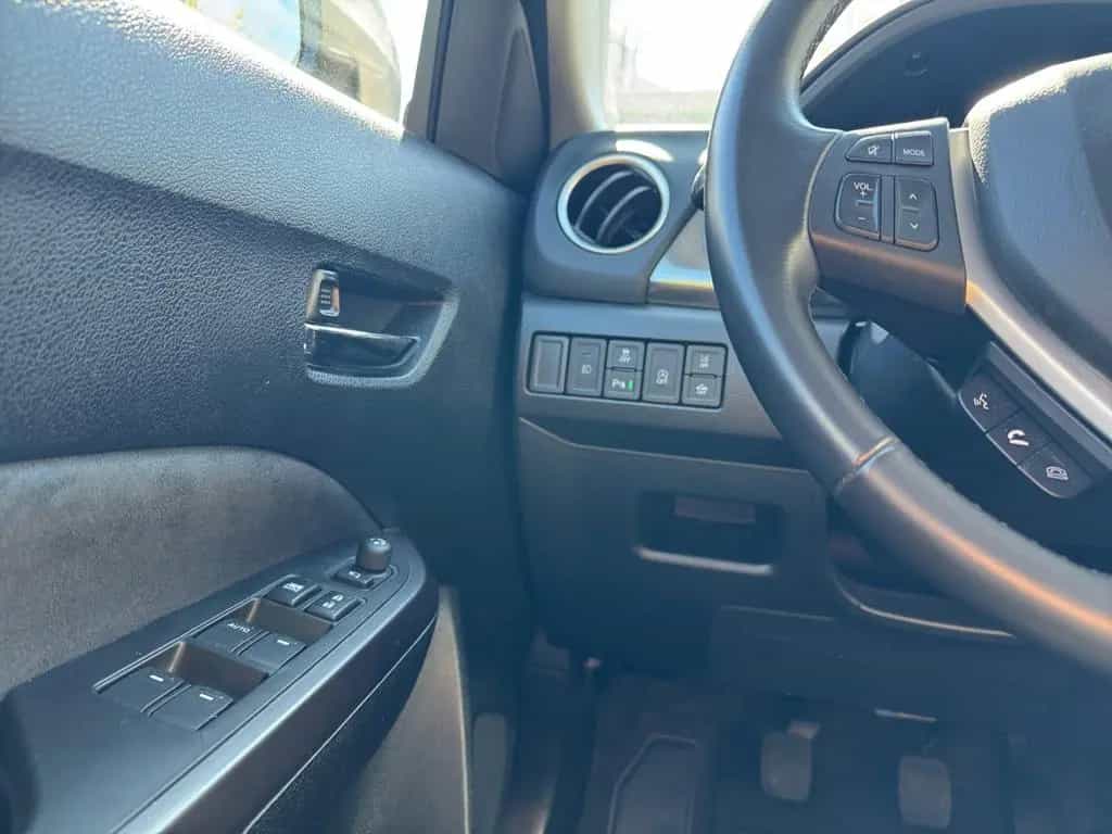 Suzuki Vitara 1.4 Comfort Plus RÜCKFAHRKAMERA+PDC+NAVI 11/2021-photo-13