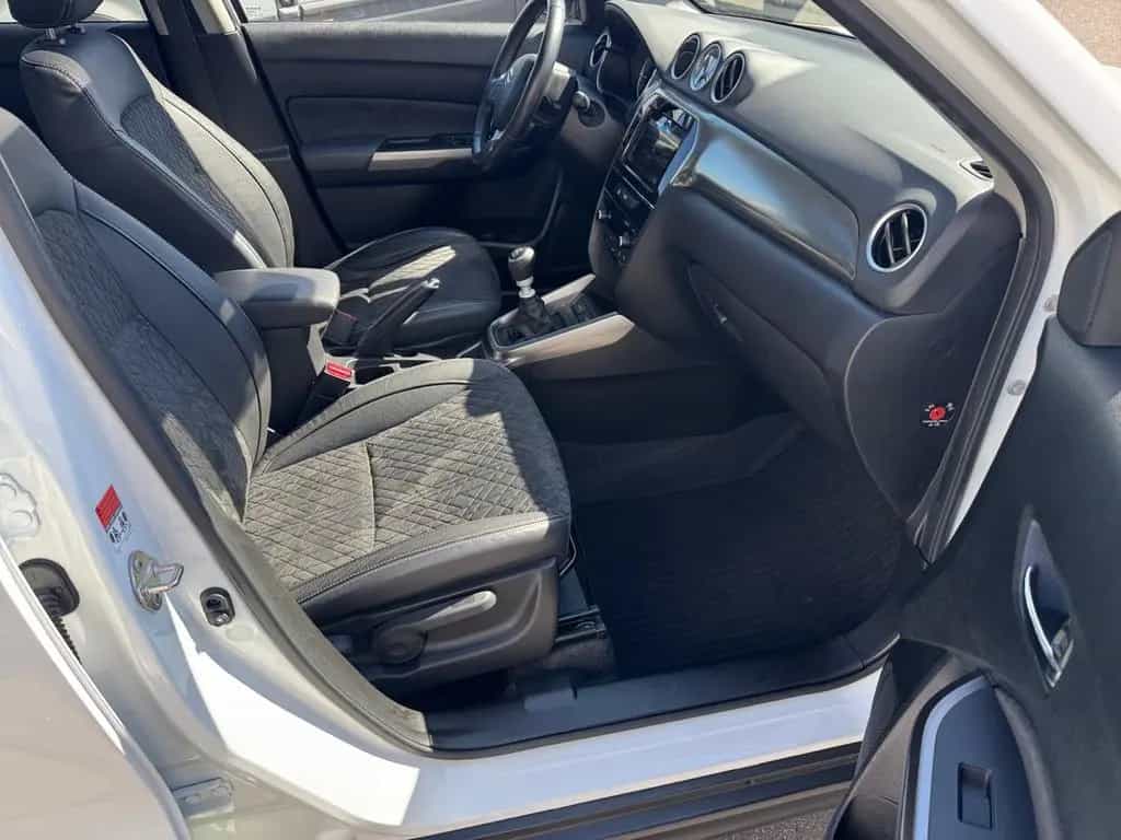 Suzuki Vitara 1.4 Comfort Plus RÜCKFAHRKAMERA+PDC+NAVI 11/2021-photo-9
