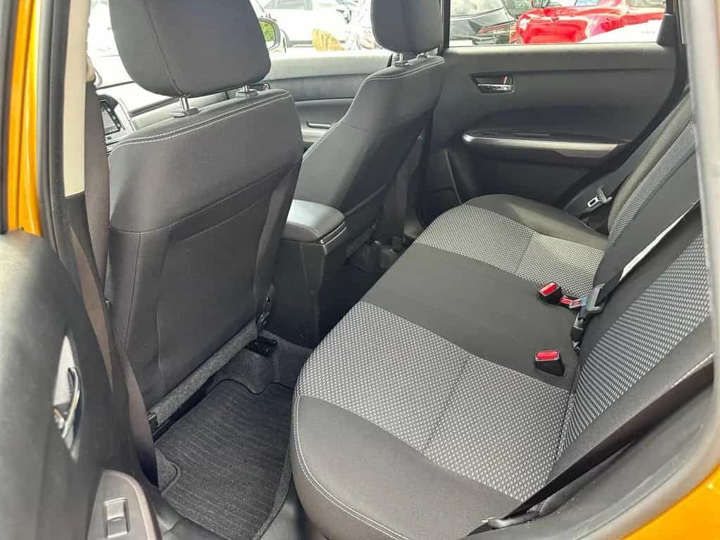 Suzuki Vitara 1.4 Comfort RÜCKFAHRKAMERA+NAVI+DAB-RADIO 12/2021-photo-9