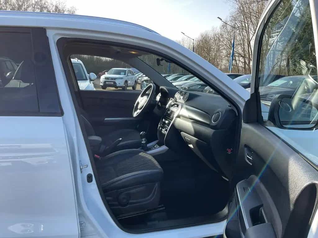 Suzuki Vitara 1.4 Comfort Plus RÜCKFAHRKAMERA+PDC+DAB 12/2021-photo-10