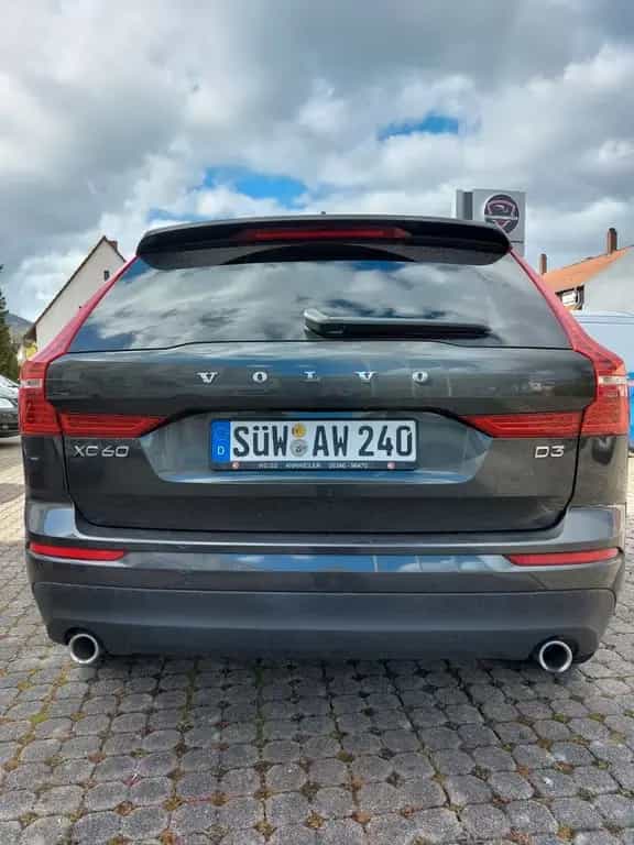 Volvo XC60 Momentum Pro 2WD+8FACH.V.Historie 07/2020-photo-14