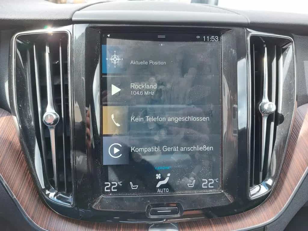 Volvo XC60 Momentum Pro 2WD+8FACH.V.Historie 07/2020-photo-31