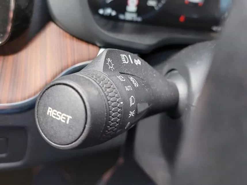 Volvo XC60 Momentum Pro 2WD+8FACH.V.Historie 07/2020-photo-41