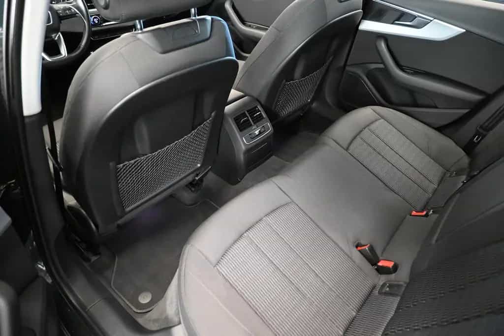 Audi A4 quattro*LED*ST-HEIZ*AHK*VIRTUAL*KEYLESS*B&O 08/2016-photo-14