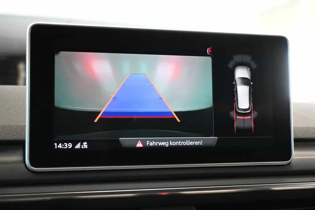Audi A4 quattro*LED*ST-HEIZ*AHK*VIRTUAL*KEYLESS*B&O 08/2016-photo-18