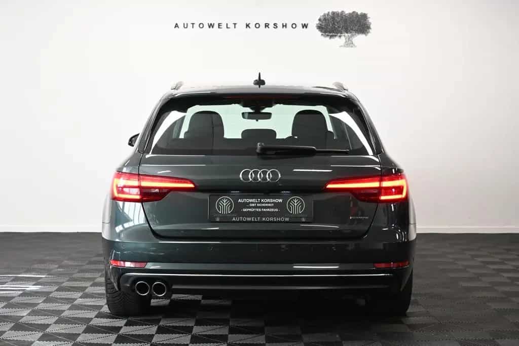 Audi A4 quattro*LED*ST-HEIZ*AHK*VIRTUAL*KEYLESS*B&O 08/2016-photo-5
